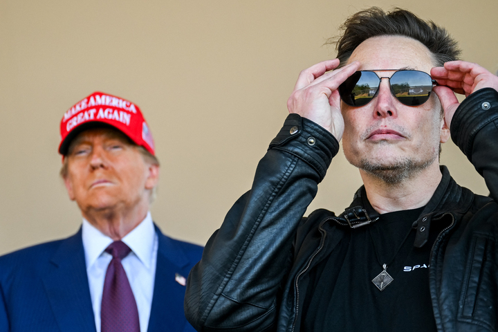 Състоянието на Мъск намалява с над милион на минута, Тръмп си купува Tesla