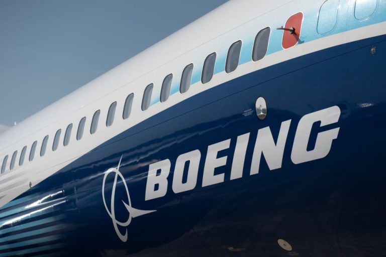 И Саудитска Арабия поръча самолети Boeing
