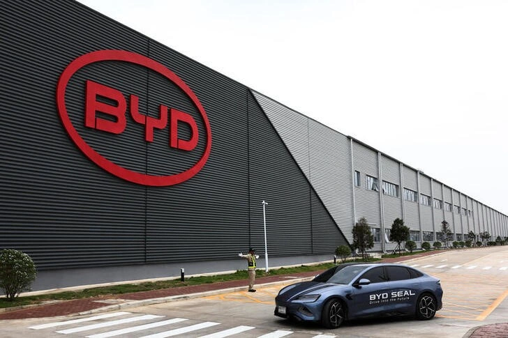 FT: За първи път BYD продаде повече електрически автомобили от Tesla в Европа