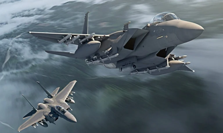 19FortyFive: F-15EX Eagle може да оцелее в ерата на изтребителите F-35 и F-47