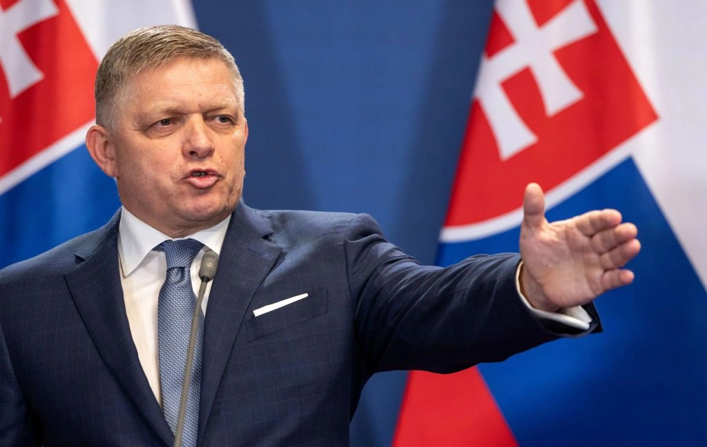 Роберт Фицо
