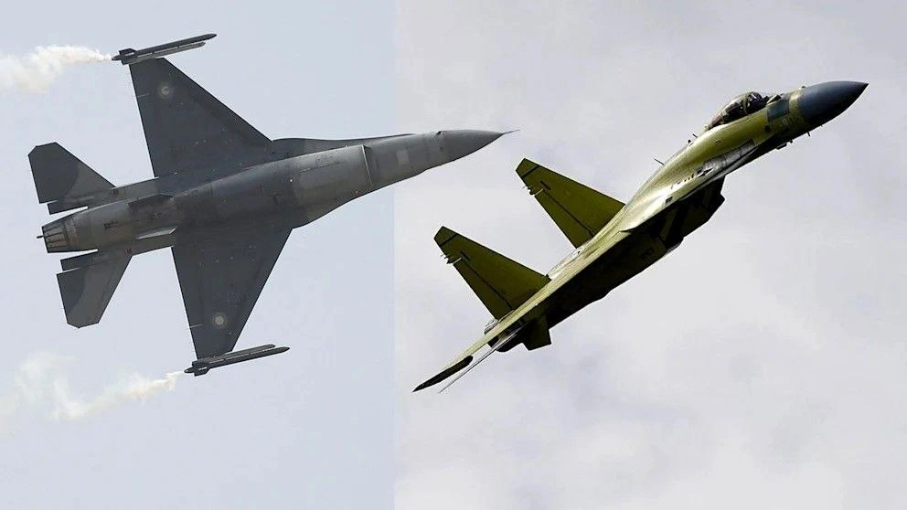 BILD: Украйна спечели историческа победа във въздушна битка: F-16 свали Су-35