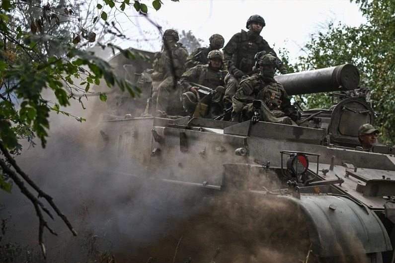 Руските групи войски „Восток“ и „Център“ настъпват в Днепропетровска област