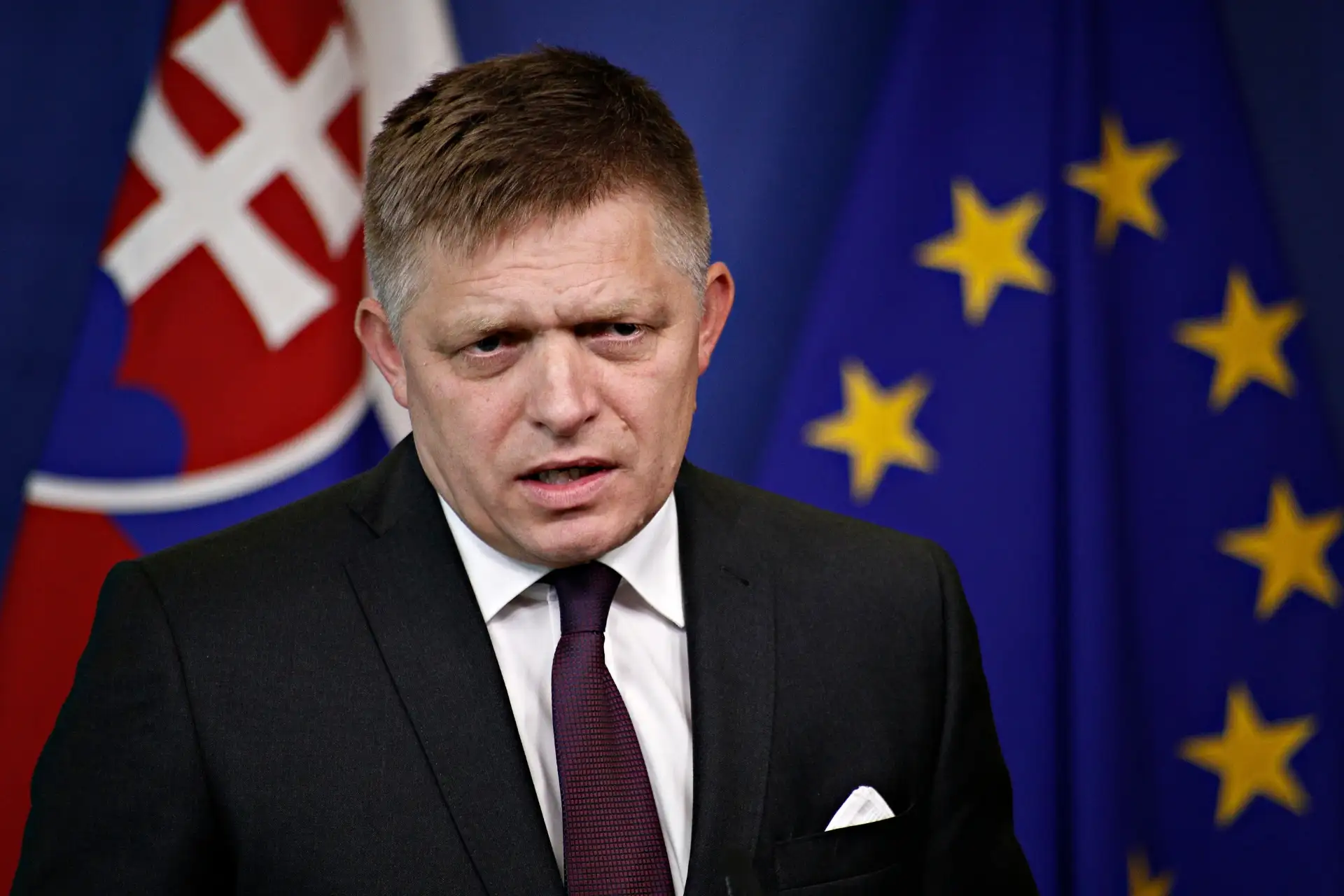 Роберт Фицо се закани да блокира санкциите на ЕС срещу Русия ако вредят на националните интереси на Словакия