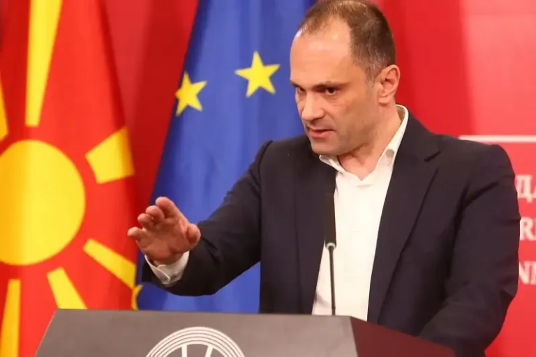 Лидерът на СДСМ Венко Филипче очаква от България да не отправя „безпринципни искания – като за езика или идентичността“