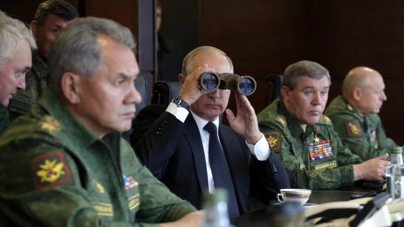 Carnegie Politika: Путин няма да изостави Вучич. Защо Русия обвини Сърбия в предателство